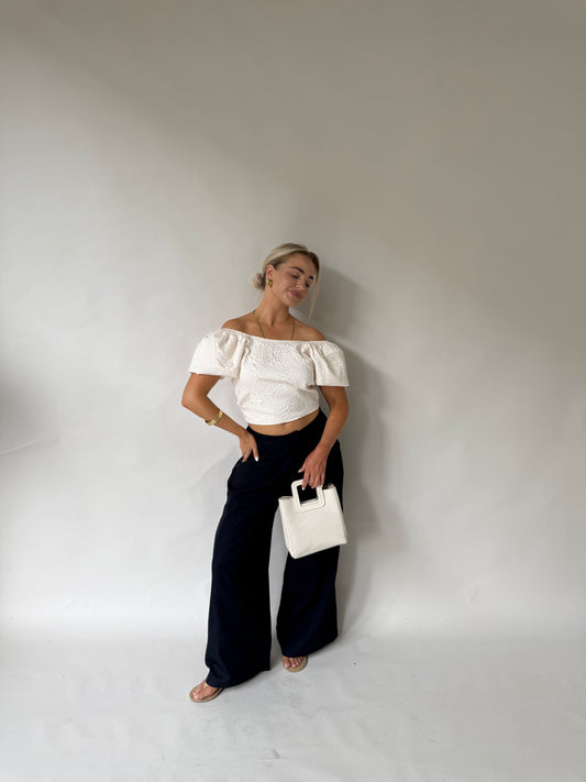 Tas met vierkant hengsel crème