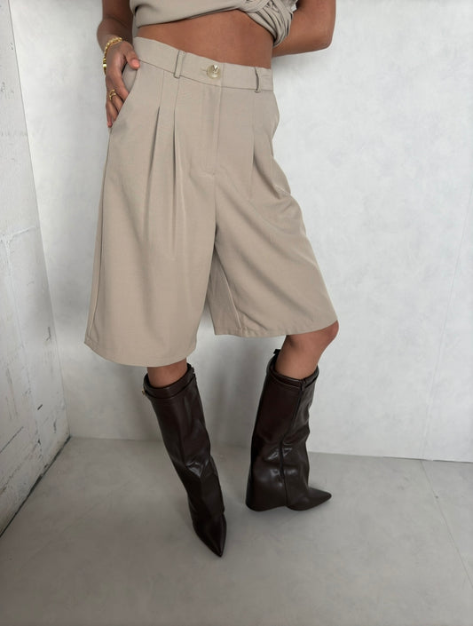 Korte broek beige