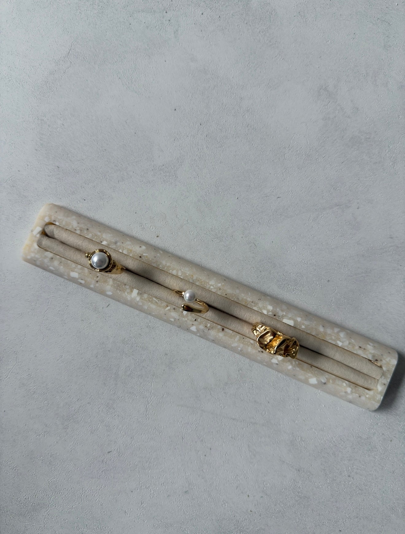 Ring detail parel