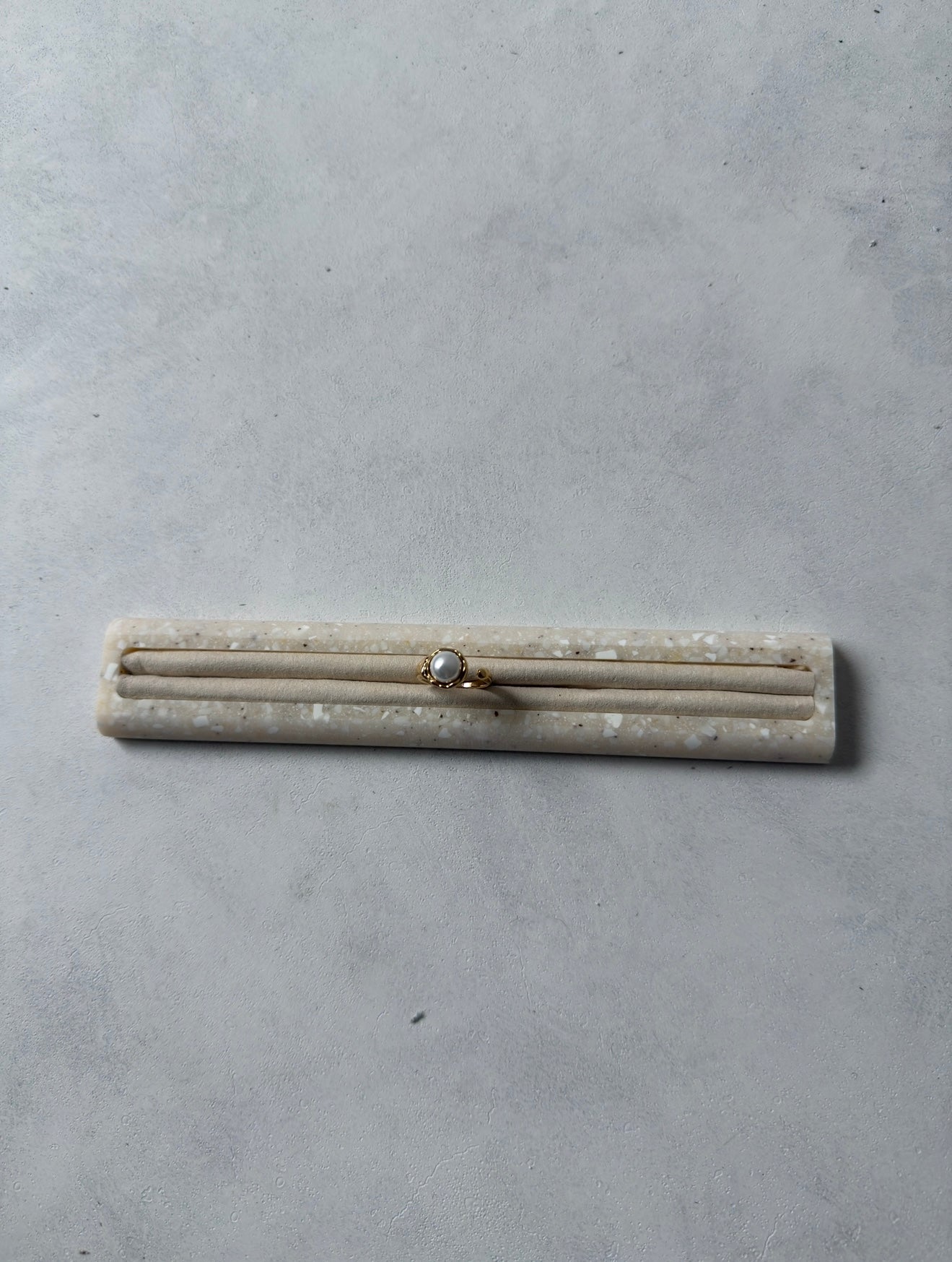 Ring detail parel