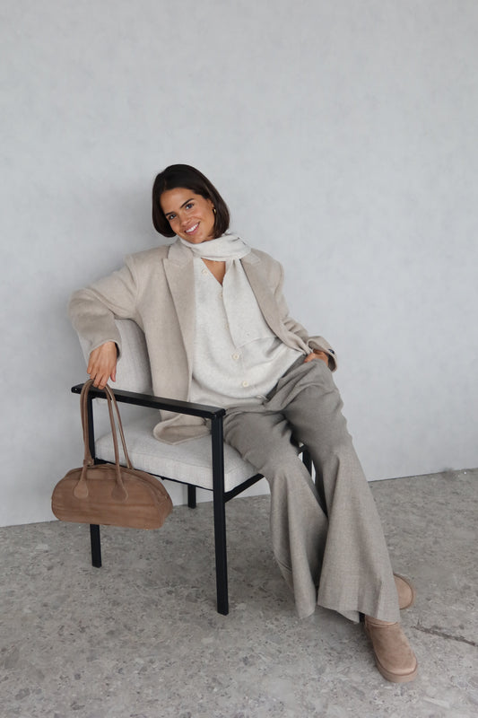 Vest crème met sjaaltje