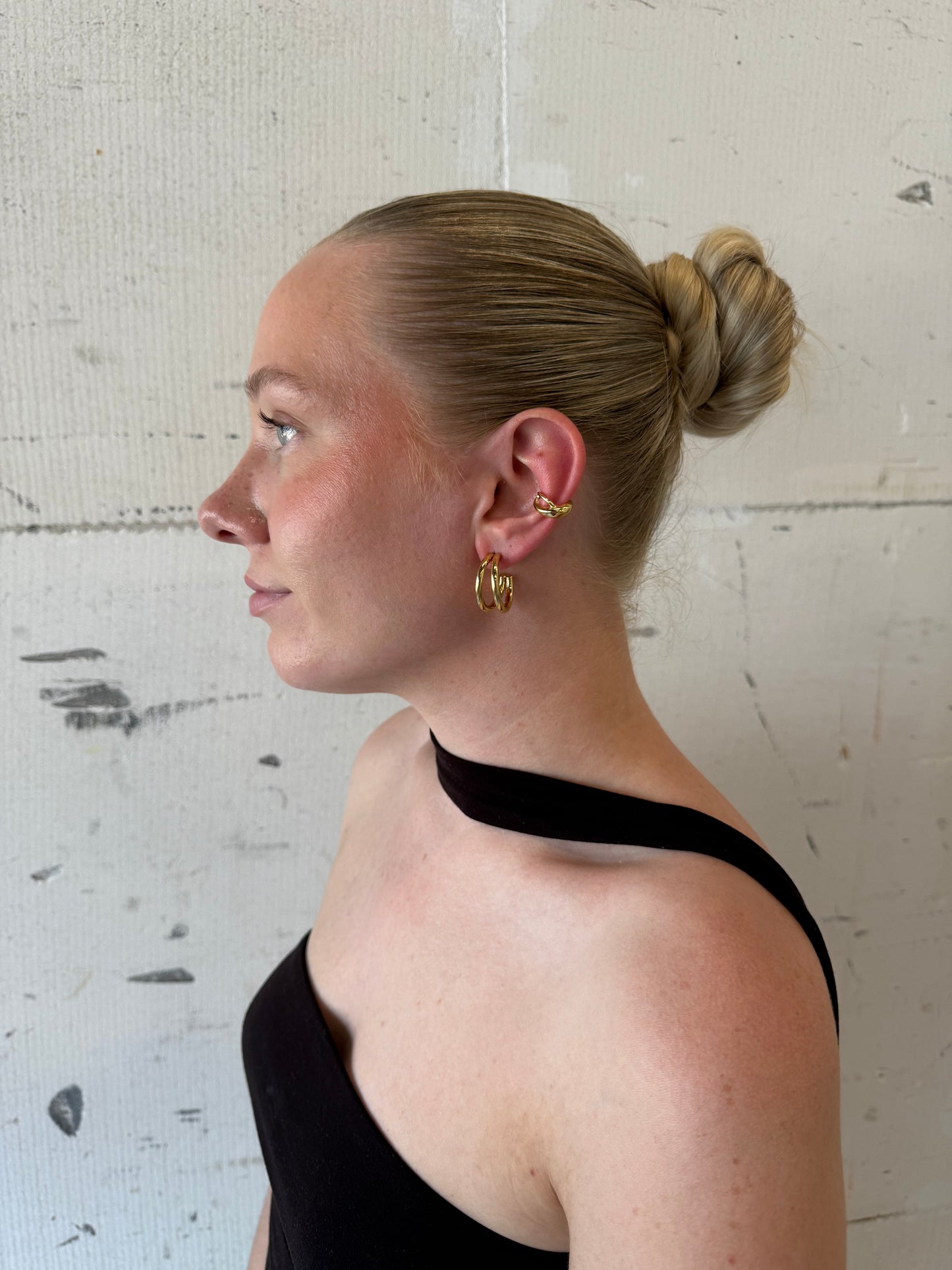 Earcuff overlap
