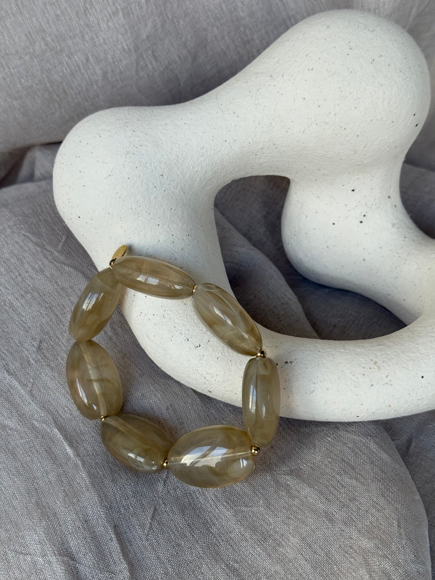 Stenen armband