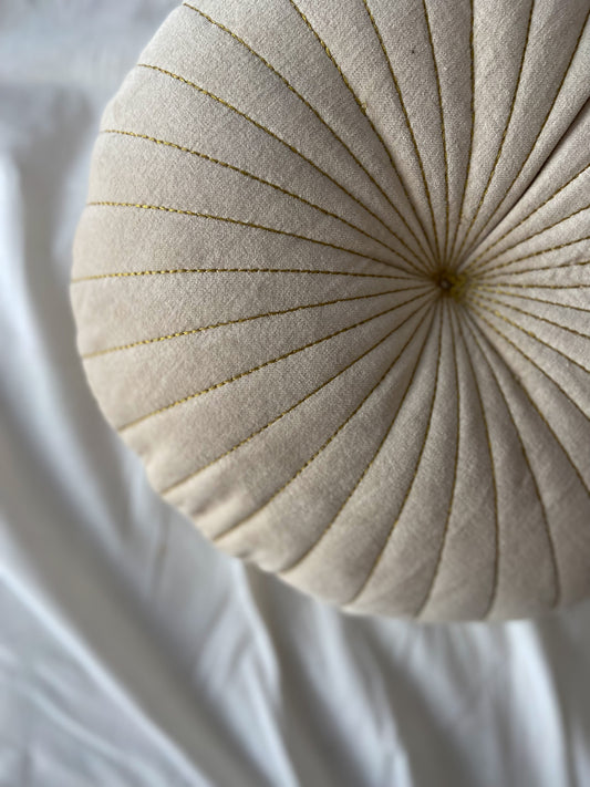 Round cushion in various colours