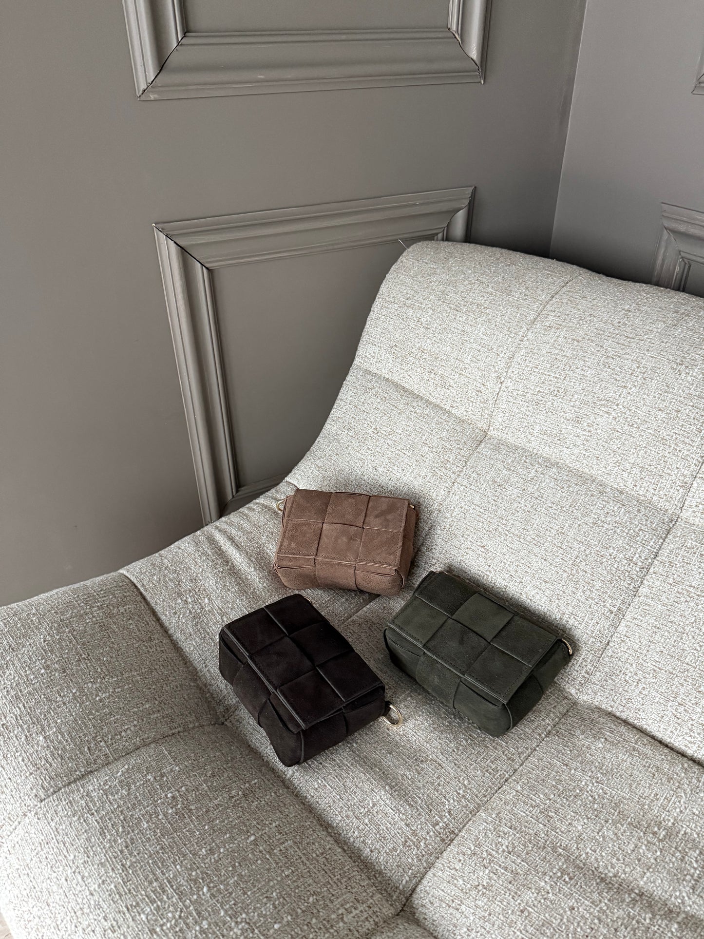 Donker bruine kleine tas