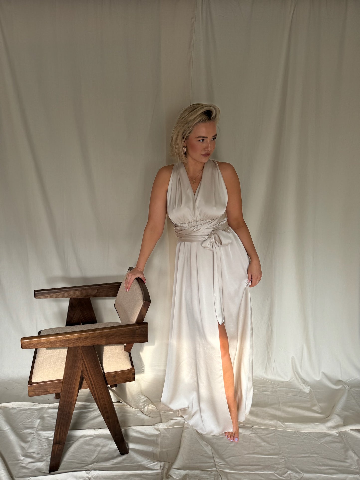 Jurk satijn champagne