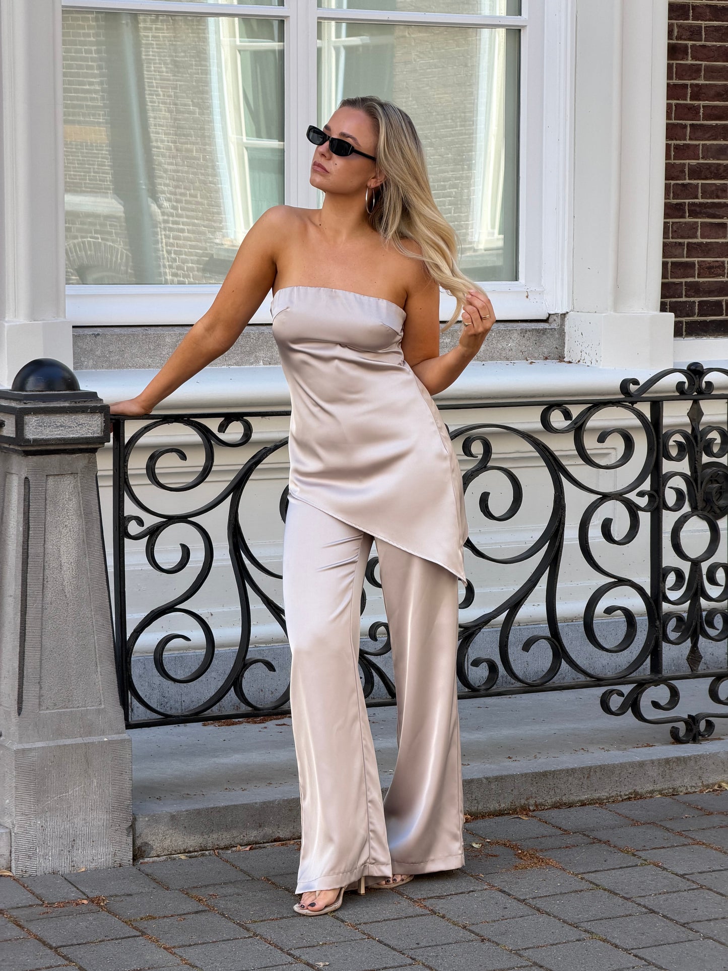 Satijn beige broek