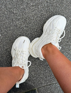 Sneaker