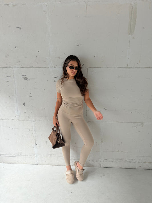 Sport set camel