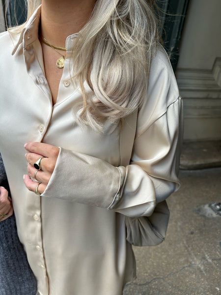 Satijnen blouse crème