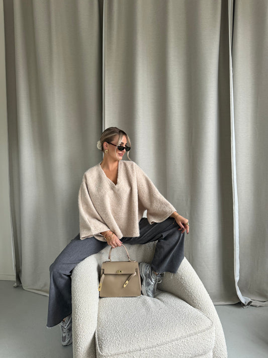 Sweater cream short