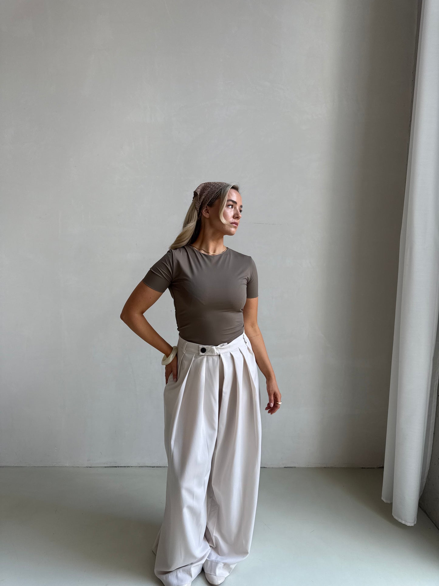 Pantalon plooi crème