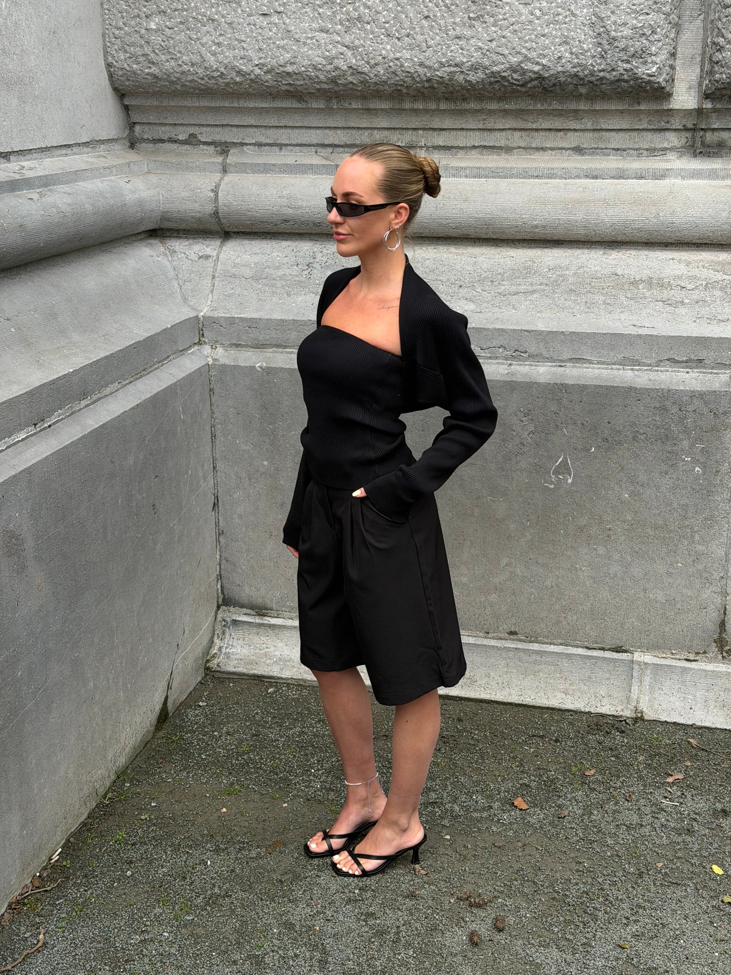 Strapless top zwart