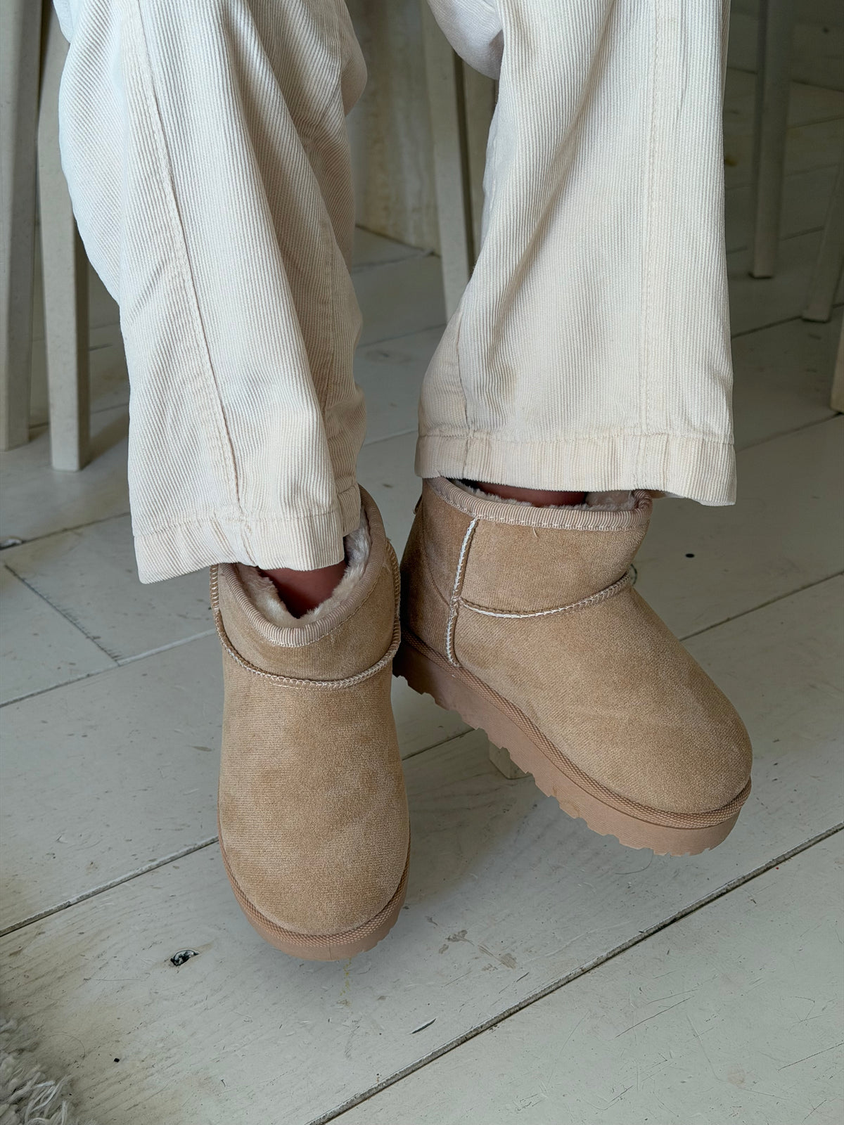 Boots beige dikke zool - 31 t/m 36