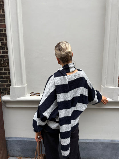 Trui streep met sjaaltje