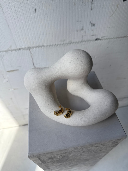 Earring ribbed