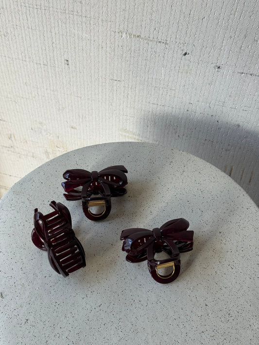Hair clip Bordeaux red with bow