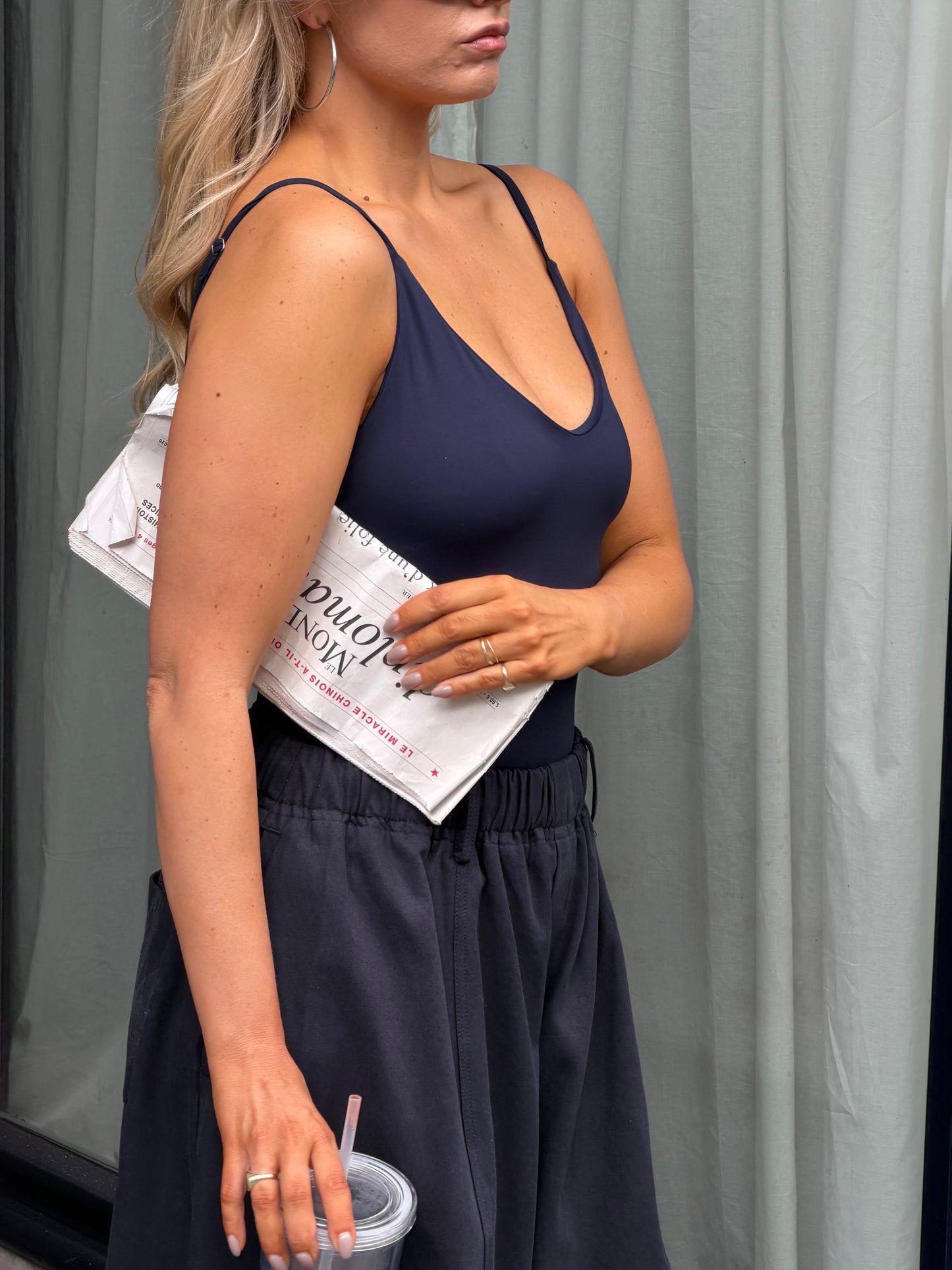 Body navy