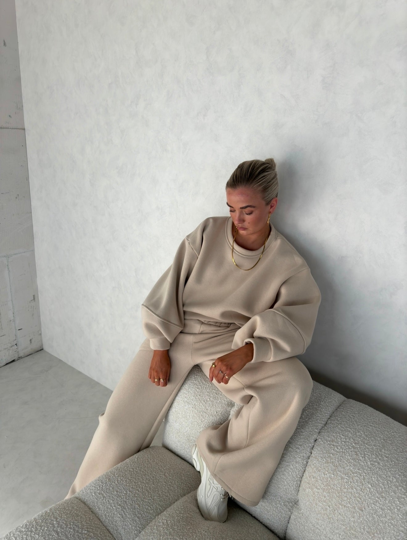 Noeloe joggingpak beige