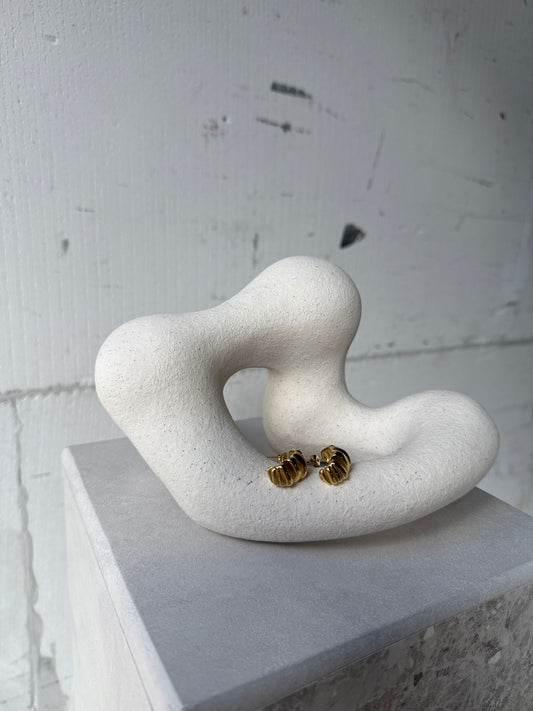 Earring ribbed