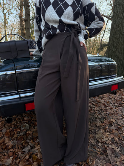 Pantalon bruin met strik