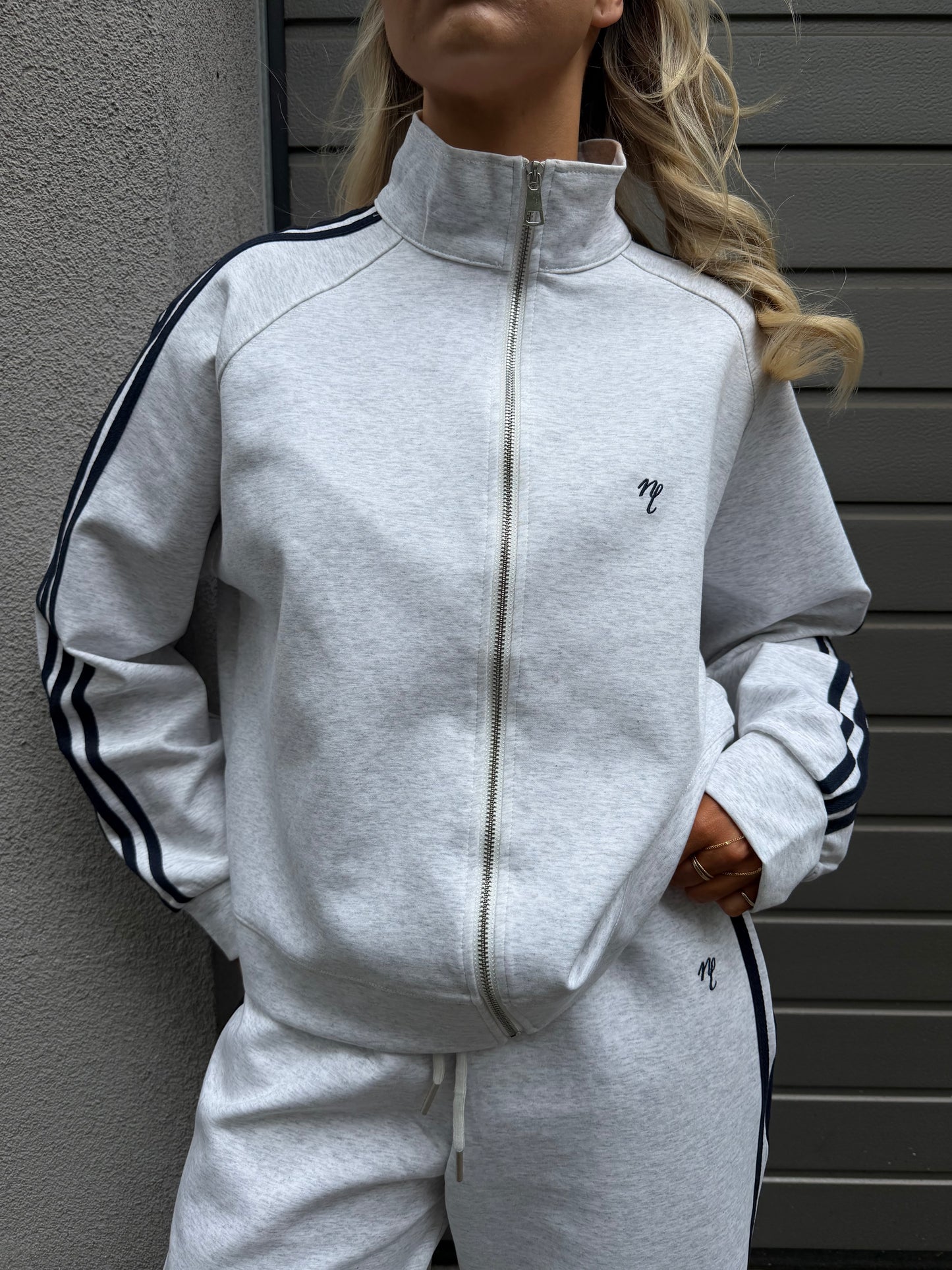 Noeloe vest grijs