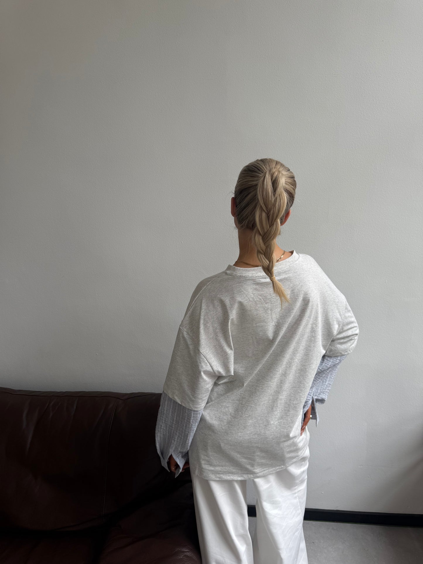Grijs shirt met blouse