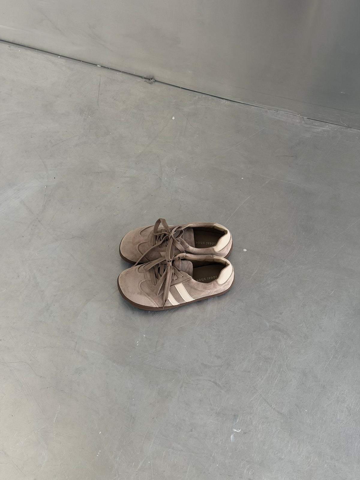 Sneaker taupe