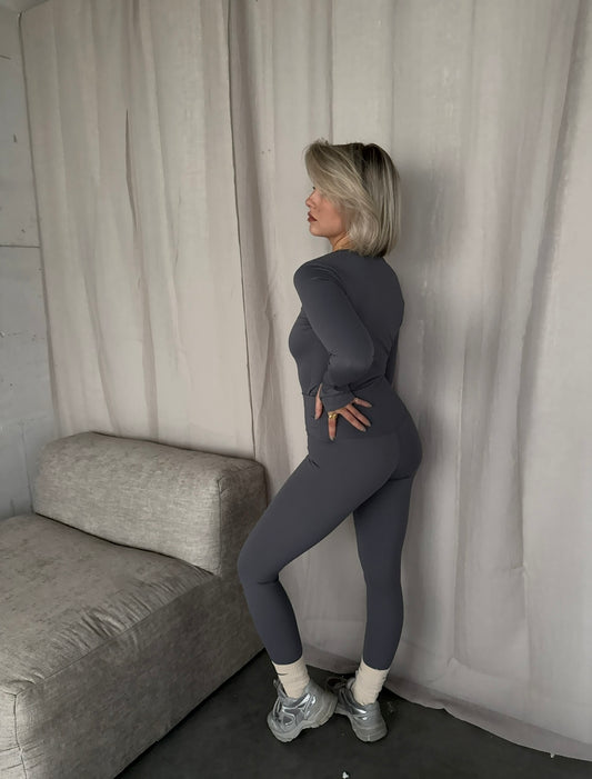 Sports set grey