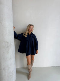 Kort broekje marine blauw
