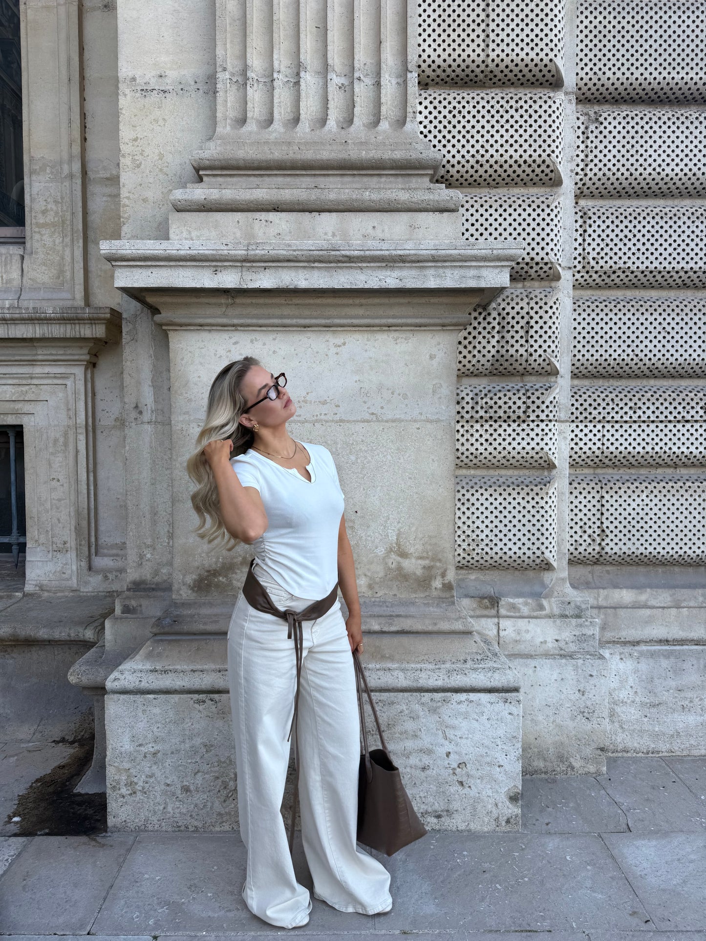 Top wit met v halsje