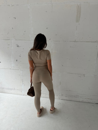 Sport set camel