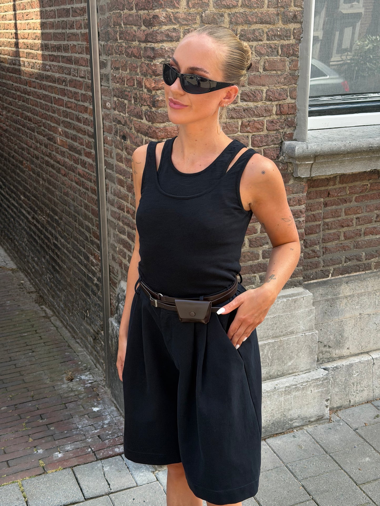 Layer top zwart