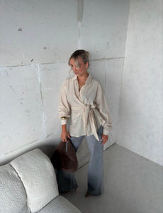 Blouse met knoop
