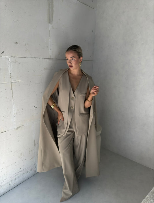 Jas lang beige
