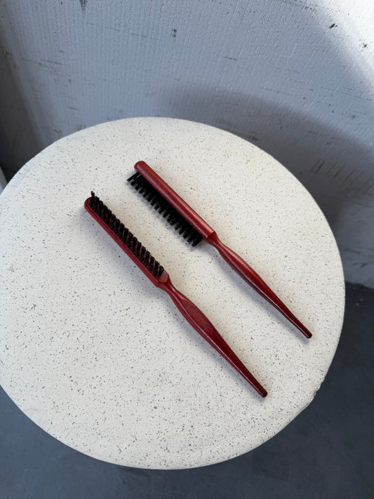 Brush for sleekbun
