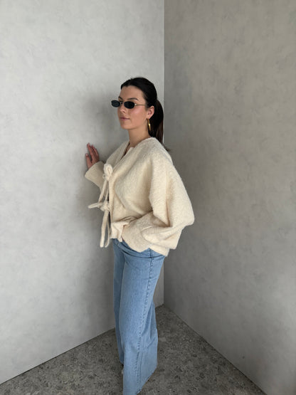 Vest beige met strik