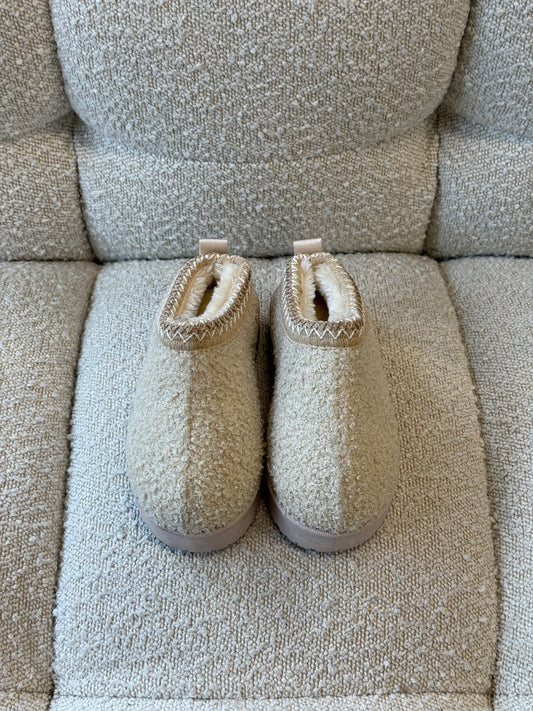 Boots fluffy wit met detail - 25 t/m 33