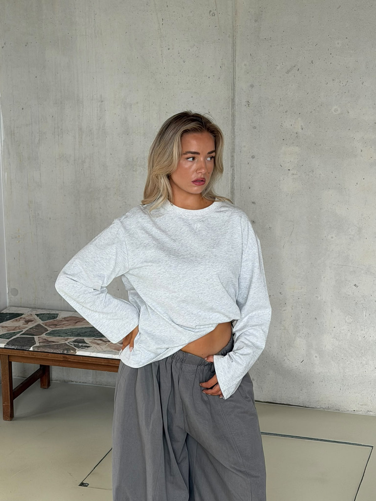 Noeloe longsleeve grijs