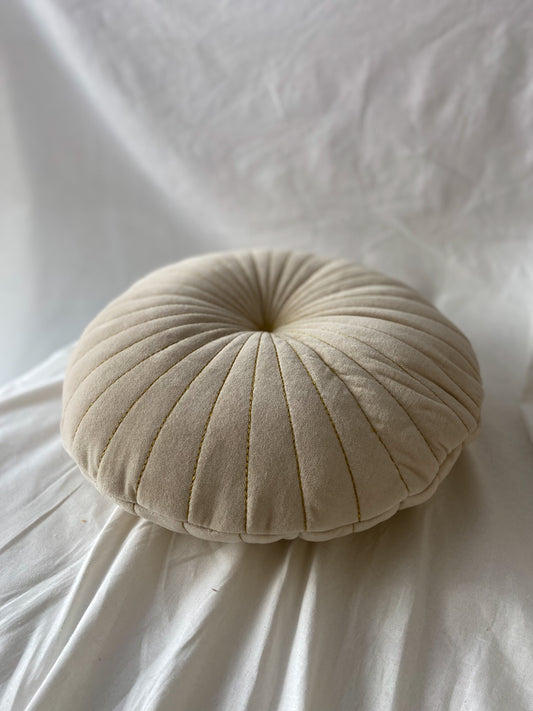 Round cushion in various colours
